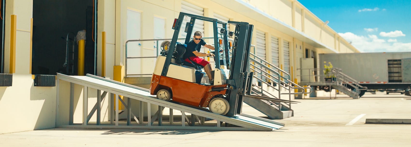 Forklift Ramp Incline Calculator